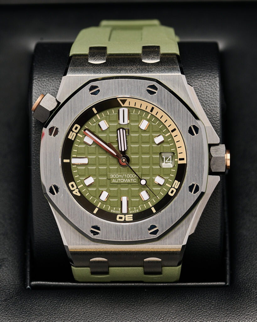 Audemars Piguet RO Diver Green 2023 15720ST.OO.A052CA.01
