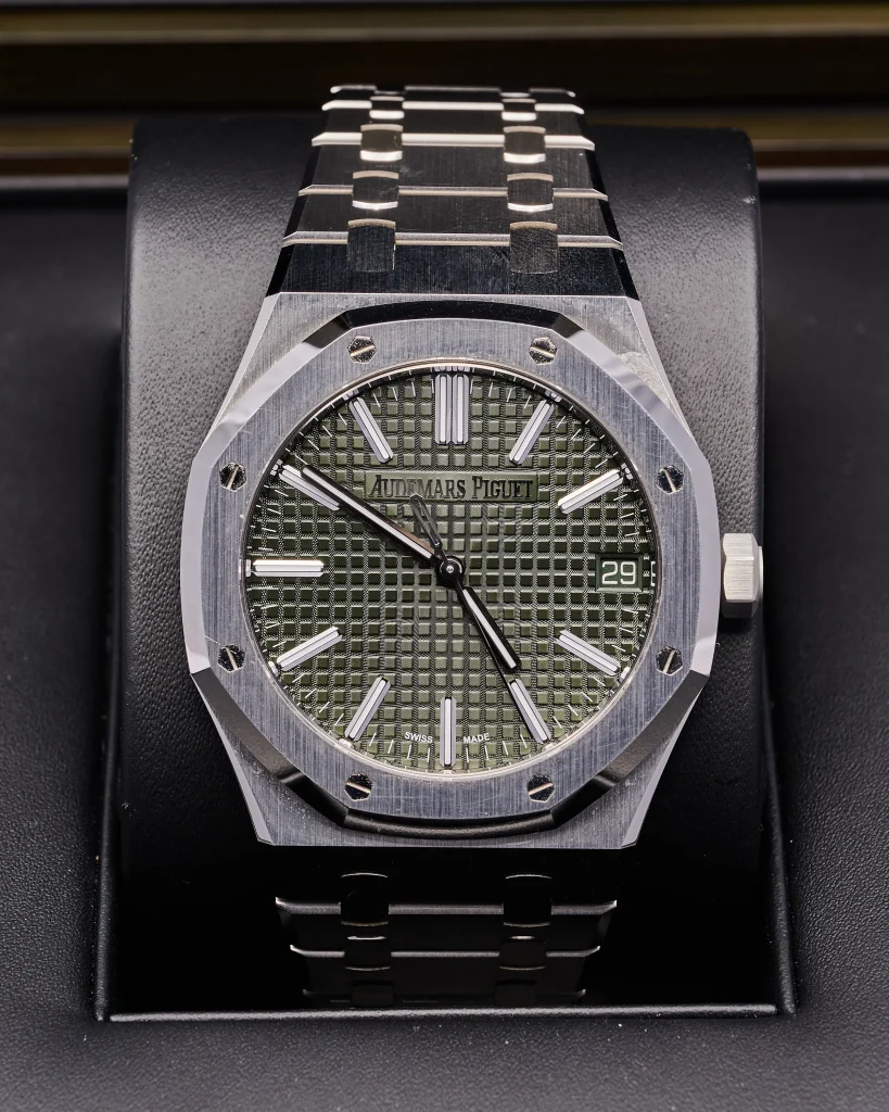 Audemars Piguet Royal Oak 15510ST.OO.1320ST.04 Green 41mm 2023