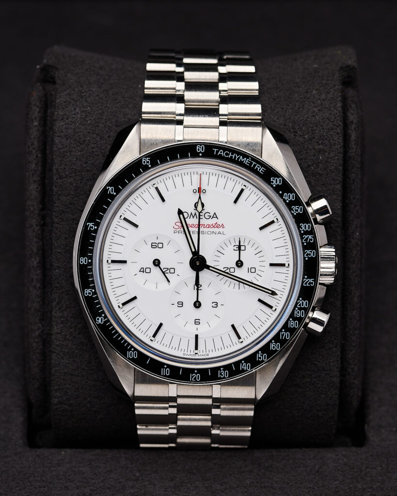 Omega Speedmaster White 310.30.42.50.04.001 2024