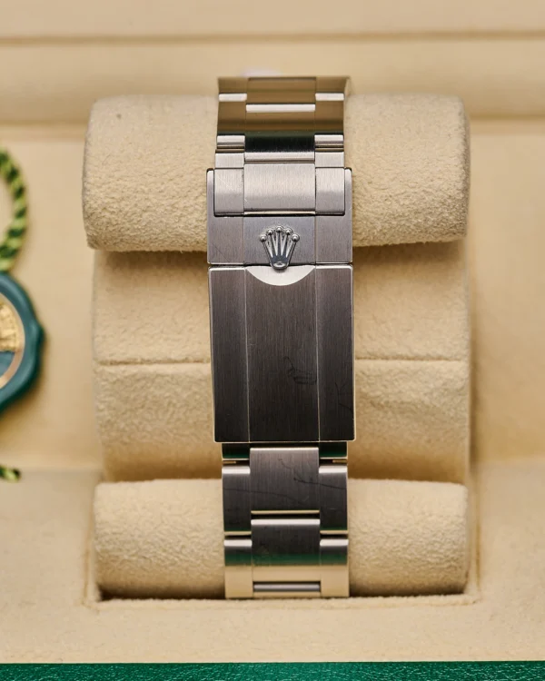The Rolex logo on the Rolex Airking 126900 2024