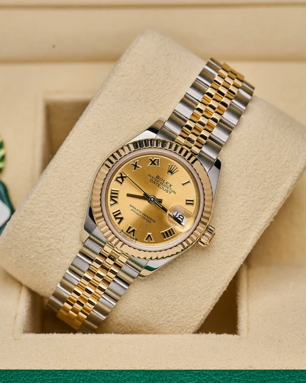 The face of the Rolex Datejust 279173 Champagne 2022