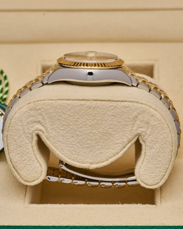 The sie of the Rolex Datejust 279173 Champagne 2022