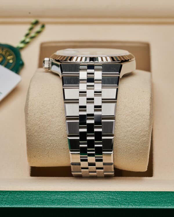 Rolex Land-Dweller 127234 2025 36mm - view 3