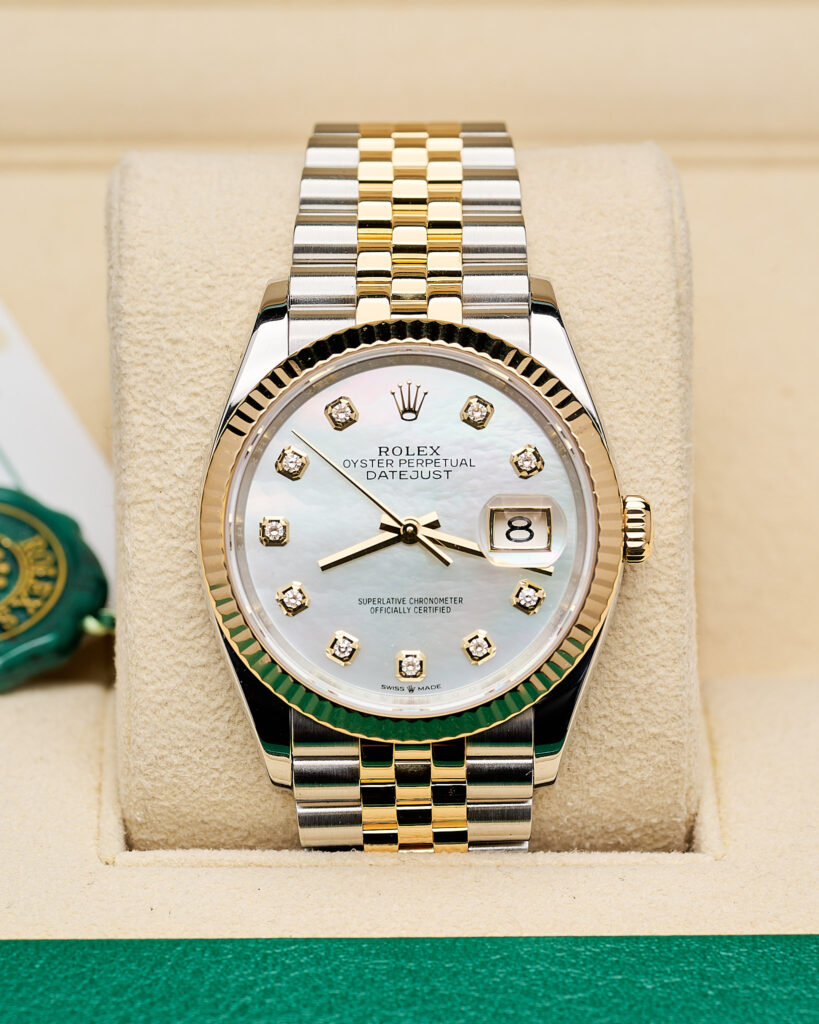 Rolex Datejust 126233 2023 MOP 36mm Diamond