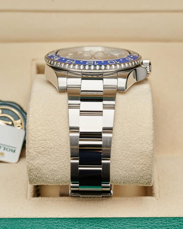 Rolex GMT-Master II 116710BLNR 2018 Batman - view 3