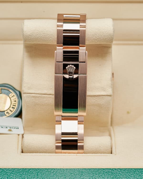 Rolex GMT ii Rootbeer 126715CHNR 2018 - view 4