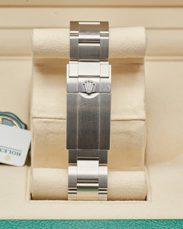 Rolex Explorer 224270 2024 40mm Black - view 4