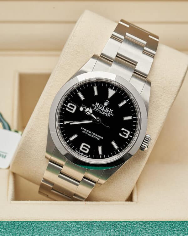 Rolex Explorer 224270 2024 40mm Black - view 7