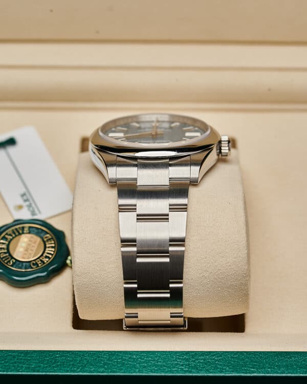 Rolex Oyster Perpetual 134300 Bright Blue 41mm 2026 - view 2