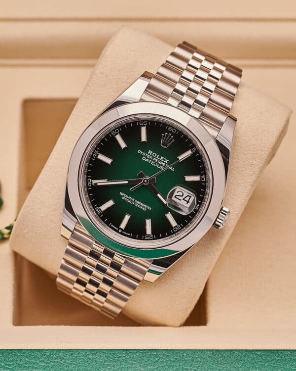 Rolex Datejust 126300 Green Ombre Jubilee 41mm 2026 - view 7
