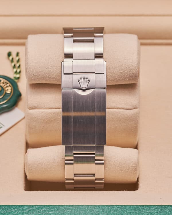 Rolex Explorer ii 226570 Polar 2025 - view 4