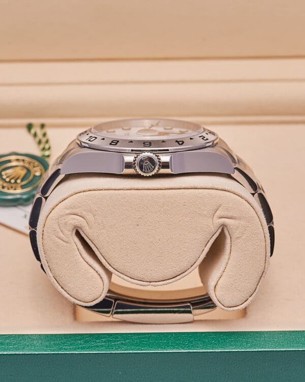 Rolex Explorer ii 226570 Polar 2025 - view 6