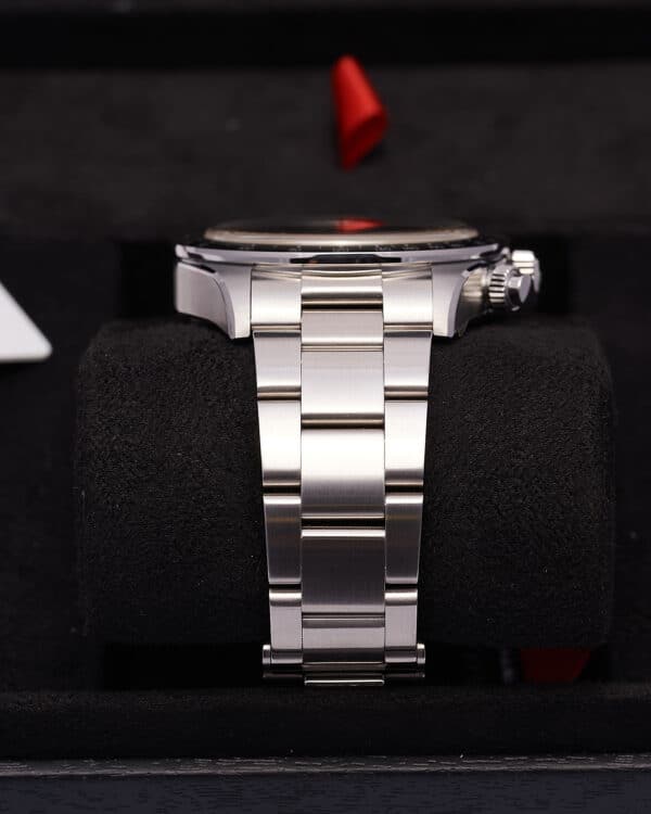 Tudor Black Bay Chrono Bumble Bee M79310N 39mm 2026 - view 2