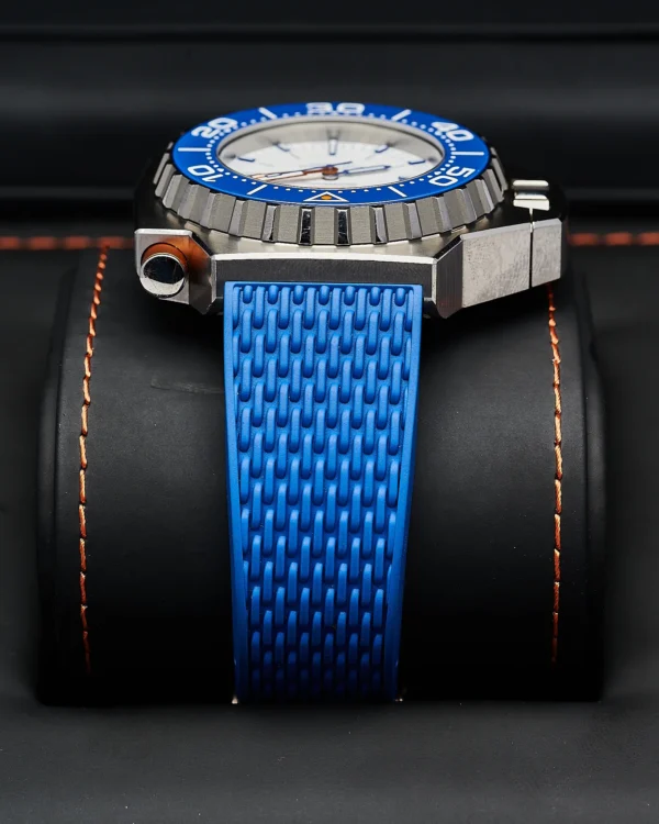 Omega Ploprof Titanium 227.90.55.210.40.01 2023 - view 3
