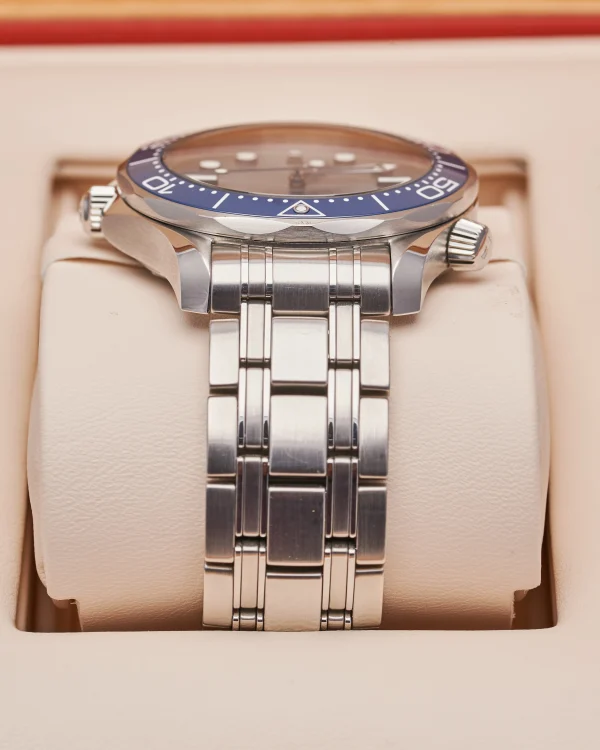 Omega Seamaster Diver 210.30.42.20.06.001 2022 Blue Grey - view 3