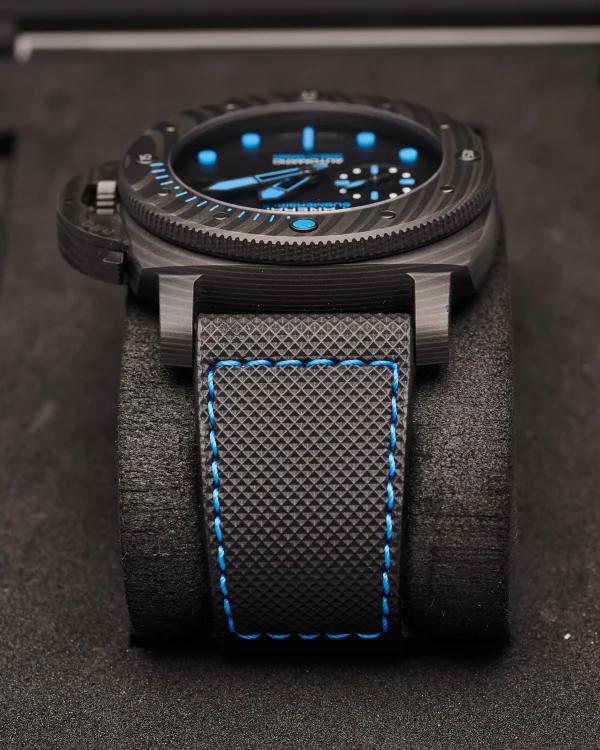 Panerai PAM001616 Carbontech 2022 - view 3