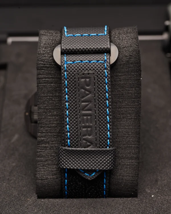 Panerai PAM001616 Carbontech 2022 - view 4