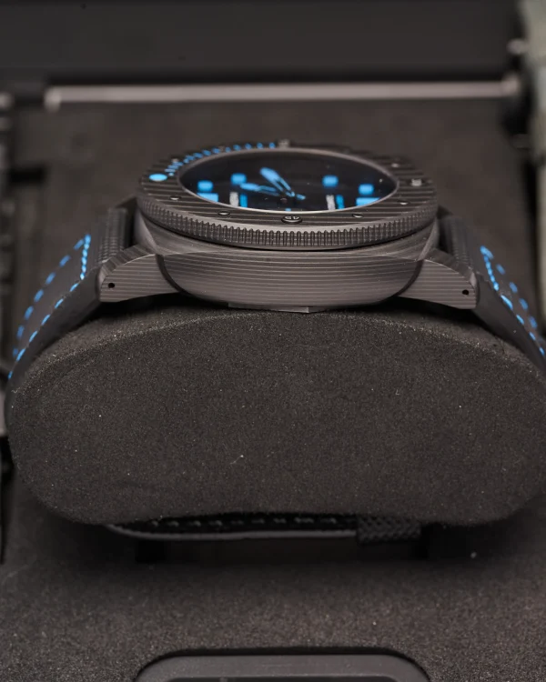 Panerai PAM001616 Carbontech 2022 - view 6