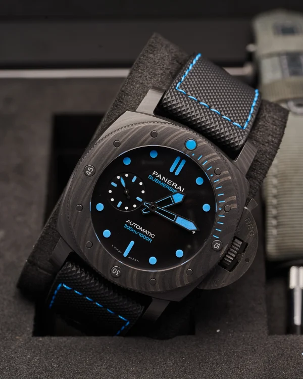 Panerai PAM001616 Carbontech 2022 - view 7