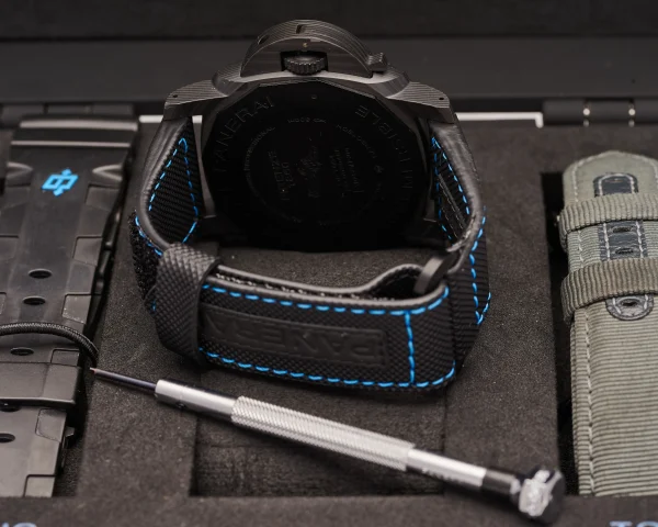 Panerai PAM001616 Carbontech 2022 - view 8