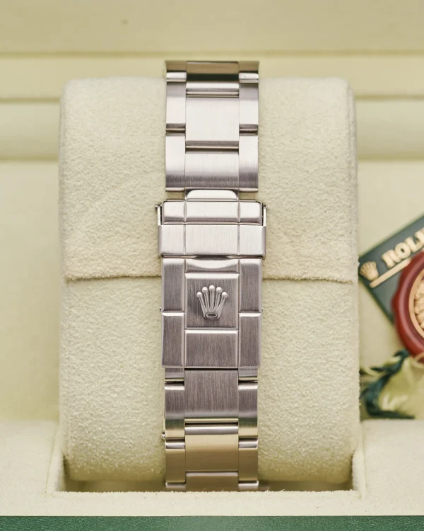 Rolex Explorer ii 16570 Black RRR 2008 3186 Movement - view 4