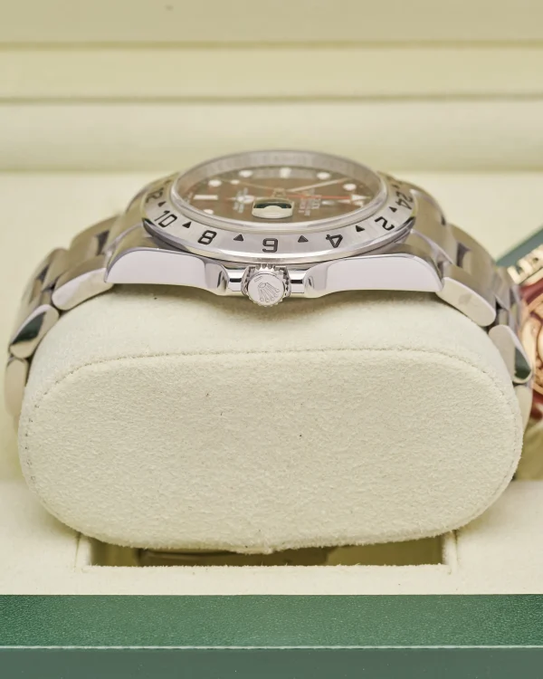 Rolex Explorer ii 16570 Black RRR 2008 3186 Movement - view 5