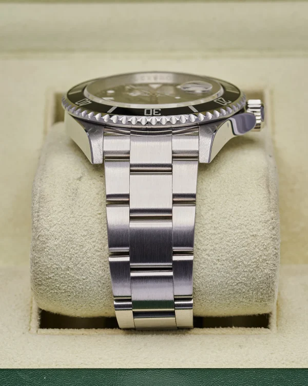 Rolex Submariner Date 16610 2007 RRR - view 2