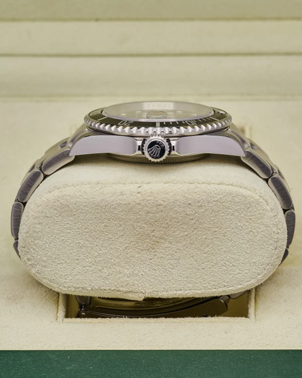 Rolex Submariner Date 16610 2007 RRR - view 5