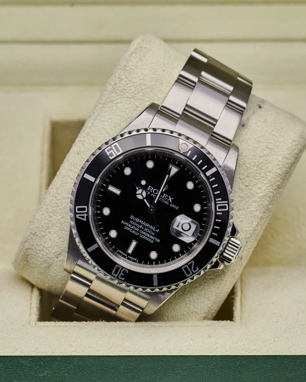 Rolex Submariner Date 16610 2007 RRR - view 7
