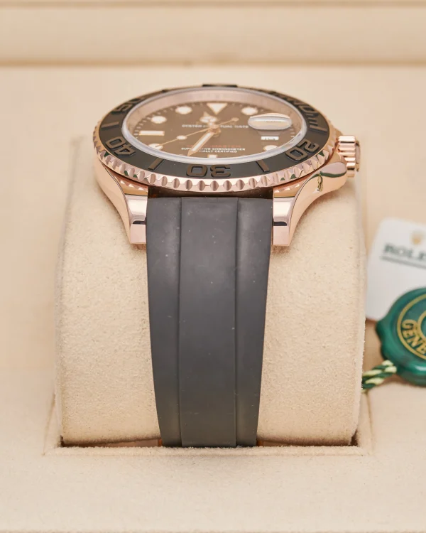 Rolex Yachtmaster 126655 2021 Everose Black - view 4